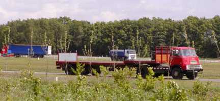 DAF 2000DO met op de achtergrond CF AS-Tronic