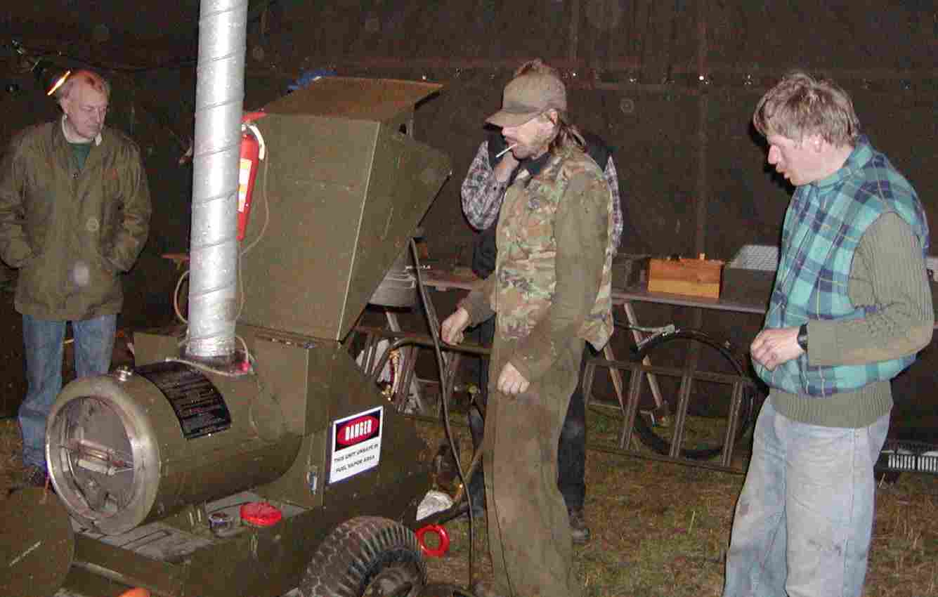 Onderhoud aan een kachel door de Verduintjes