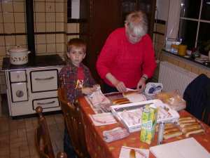 Hier wacht worstenbrood met soep