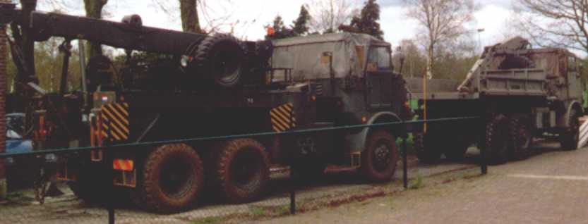 YB-616 takelwagen en YK-616 kipper